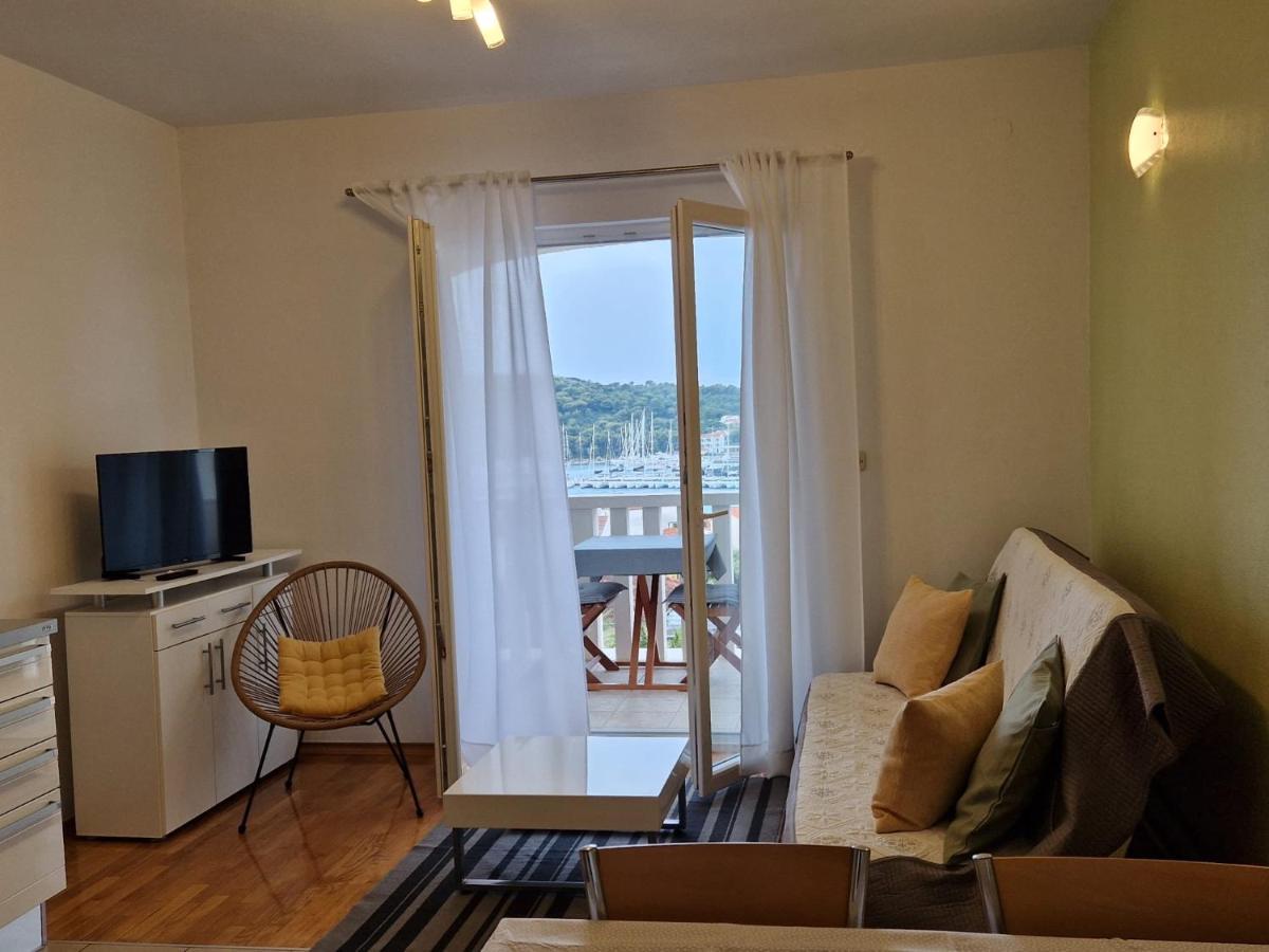 Apartments Sandra Rogoznica  Luaran gambar