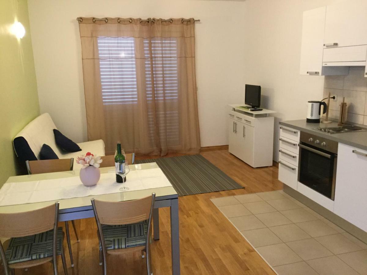 Apartments Sandra Rogoznica  Luaran gambar